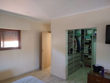 Casa en venta en Moron Sur