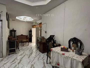 Rumah Hook Dan Kontrakan Di Bintara Bekasi LT 185m 5 KT Siap Huni
