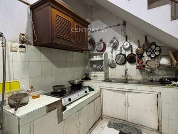 Rumah Hook Dan Kontrakan Di Bintara Bekasi LT 185m 5 KT Siap Huni