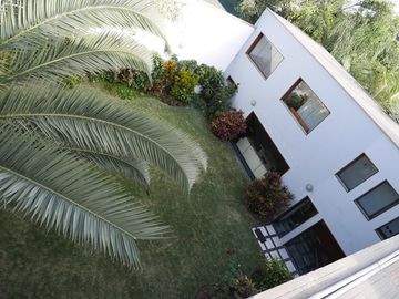 BAJÓ DE PRECIO!!! CASA EN VENTA EN SAN ISIDRO EN OCTAVIO ESPINOZA