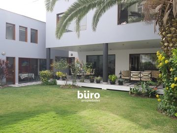 BAJÓ DE PRECIO!!! CASA EN VENTA EN SAN ISIDRO EN OCTAVIO ESPINOZA