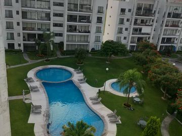 Penthouse en Paraíso Country Club