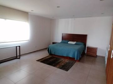 Penthouse en Paraíso Country Club