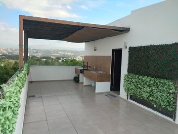 Penthouse en Paraíso Country Club