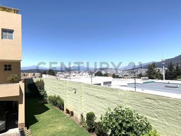 Venta casa 3 pisos Los cipreses Urb. Santa Lucía