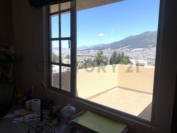Venta casa 3 pisos Los cipreses Urb. Santa Lucía