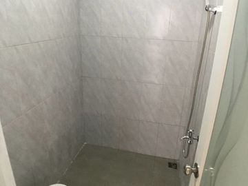 Jual Rumah Dua Lantai Kota Bogor Lokasi Strategis Dekat Tol Bonus Kitchen Set