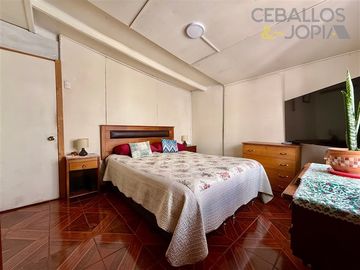 Casa en venta de 3 dorm. en Belloto sur
