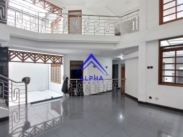 Dijual Rumah Di Cikutra Bandung