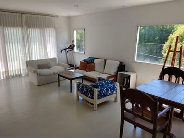 Casa con Pileta en Venta en Barrio Privado San Juan