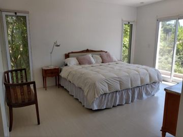 Casa con Pileta en Venta en Barrio Privado San Juan