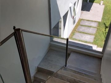 Casa con Pileta en Venta en Barrio Privado San Juan