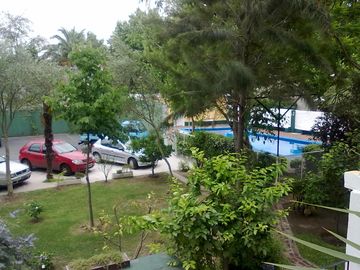 DEPARTAMENTO DOS AMB AMPLIO CON TERRAZA DE 30 MTS. CON COCHERA  COMPEJO CON PISCINA