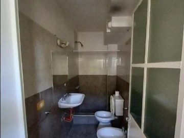DEPARTAMENTO DOS AMB AMPLIO CON TERRAZA DE 30 MTS. CON COCHERA  COMPEJO CON PISCINA