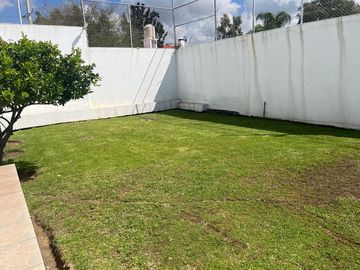 AMPLIA CASA EN MORELOS CON ALBERCA