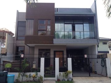 House and Lot at Riverwalk