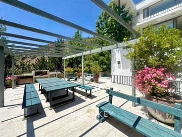 Casa en venta de 5 dorm. en Lo Barnechea