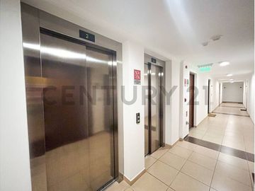 Excelente Departamento primera linea Costanera 2D 2B