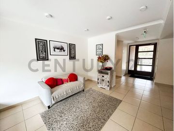 Excelente Departamento primera linea Costanera 2D 2B