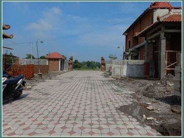 LAST UNIT, RUMAH JAWA KLASIK DI PRAMBANAN