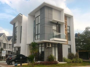 RUMAH 2 LANTAI DI GALUHMAS KARAWANG BARAT