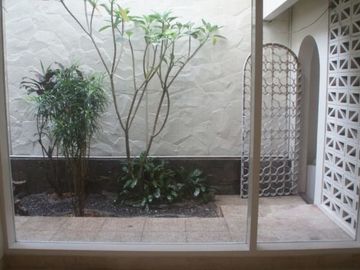 Rumah di Jl. Kemang Dalam, Jkt Sltn. Rumah Bagus & Asri