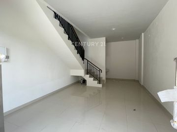 DISEWAKAN RUKO 3 LANTAI NORTHRIDGE BSD LOKASI STRATEGIS