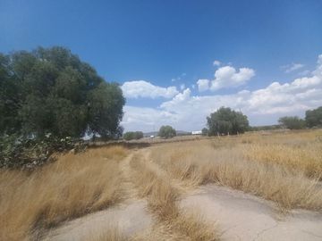 Terreno Comercial a pie de Carretera SLP -QRO, 3 Hectáreas Ideal para Gasolinera