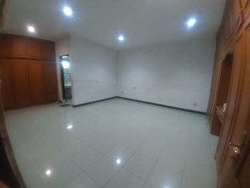 Jl Mampang Prapatan, Rumah Kantor Bisa Buka Usaha 7287-CW 0811111----