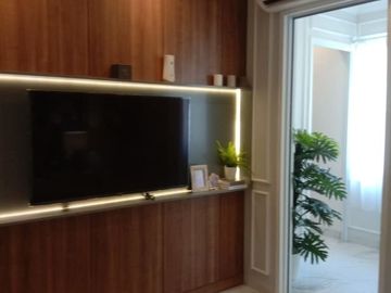 Dijual Rumah Mewah Desain Modern & One Gate System di Semarang