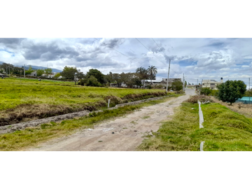 TERRENO EN VENTA  - ASCAZUBI – CAYAMBE (SZ)