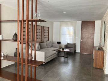 Casa en venta en privada de 48 casas con amenidades