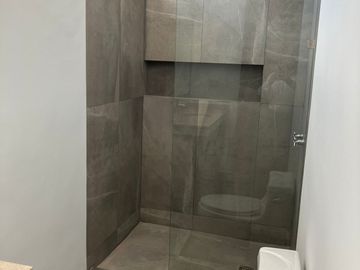 Casa en venta en privada de 48 casas con amenidades