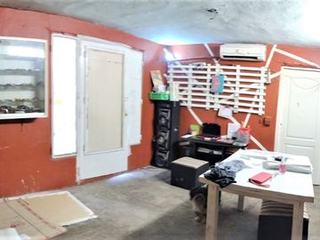 Casa  galpon alquilado super refaccionar Pilar