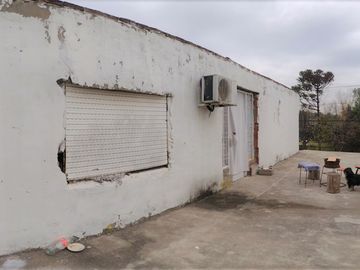 Casa  galpon alquilado super refaccionar Pilar