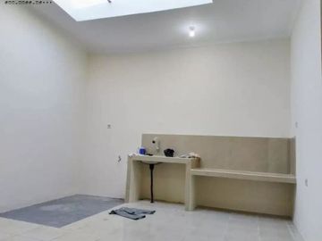 Rumah Ngagel Wasana STRATEGIS, BARU RENOV, ROW 4.5M