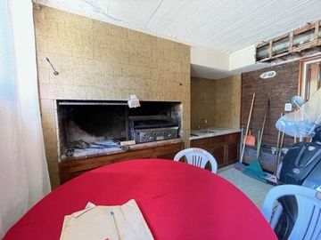 Chalet 5 ambientes en Los Troncos