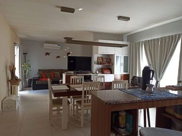 VENTA DE CASA EN Juana Koslay