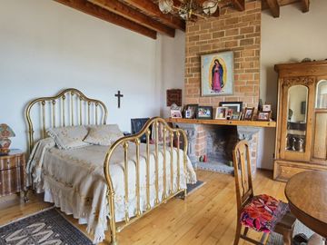 CASA EN VENTA CON EXCELENTE VISTA AL LAGO