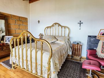 CASA EN VENTA CON EXCELENTE VISTA AL LAGO