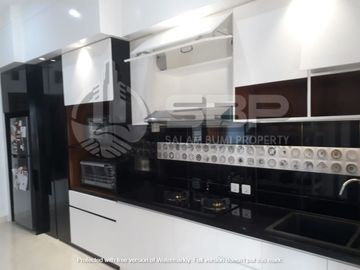 Rumah Mewah Cantik Minimalis Modern jl kaliurang km 9 utara UGM