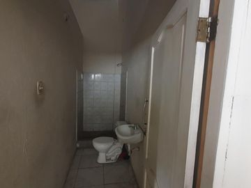 Venta de Casa  Rentera  en  Urb. Alberto Maldonado, Durán. (LC)