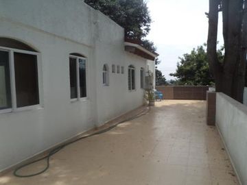 CASA SOLA EN COLONIA MIRADOR DEL VALLE. TLALPAN.