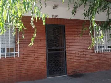 Casa PH en venta en Moron Sur