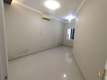 Rumah Mewah Kencana Loka Bsdcity Serpong 2 Lantai Harga Murah Nego
