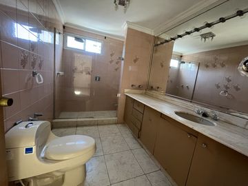 apartamento en venta en alto prado. Cod V105935