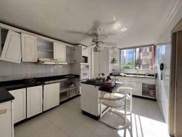 apartamento en venta en alto prado. Cod V105935