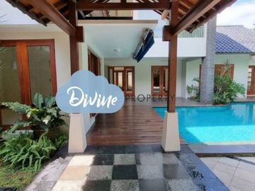 For Sale Luxury Tropical House at Cilandak