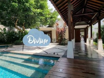 For Sale Luxury Tropical House at Cilandak