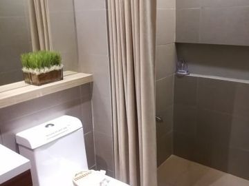 HIGH END STUDIO CONDO for Sale in Taft East Gate Ayala, Cebu City